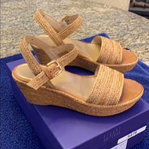 Stuart Weizmann Camel wedge sandal